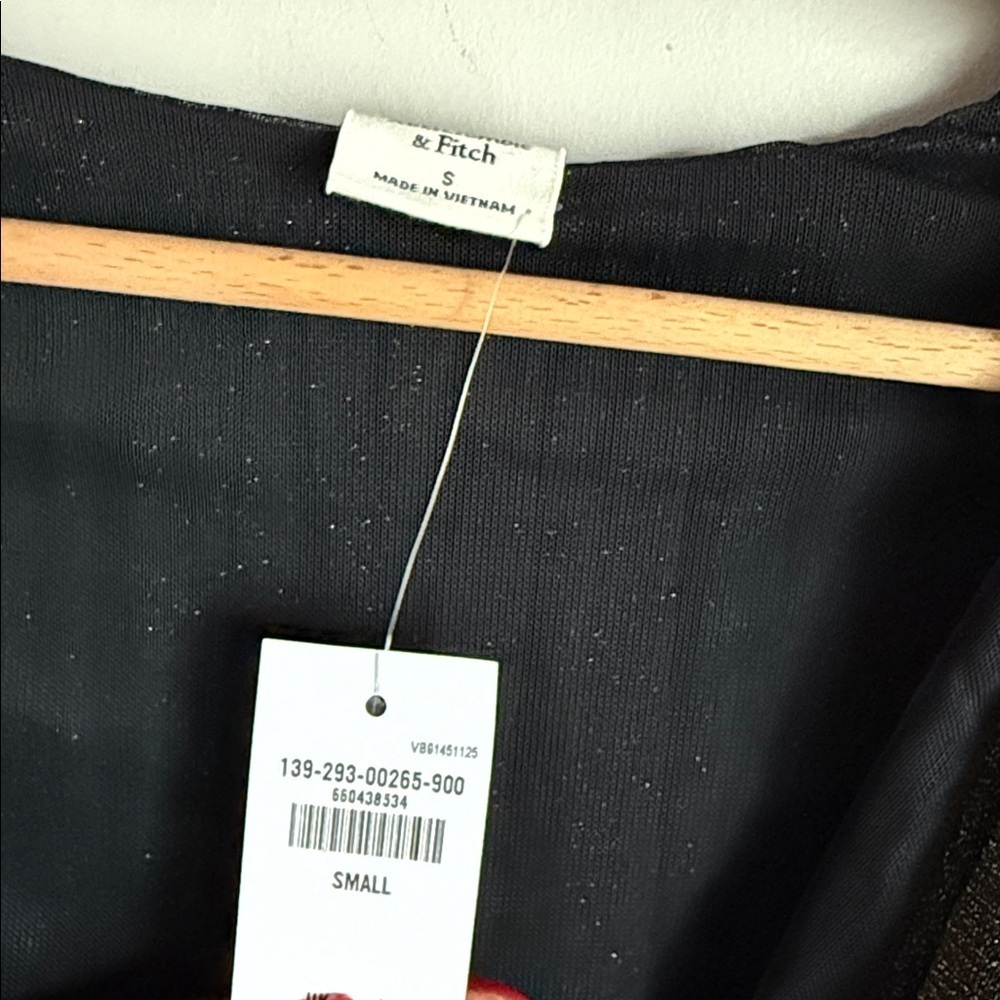 NEW Abercrombie & Fitch Long-Sleeve Draped Deep-V Bodysuit Small - Picture 5 of 9